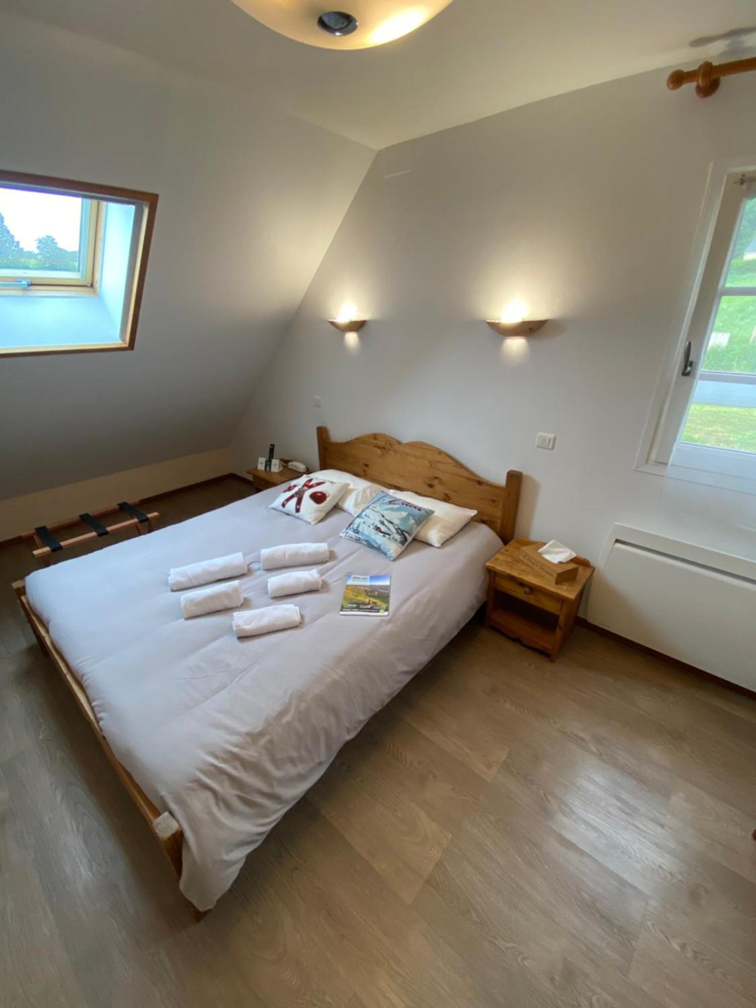 Logis Hotel Restaurant Auberge Du Bougnat Saint-Victor-la-Riviere المظهر الخارجي الصورة