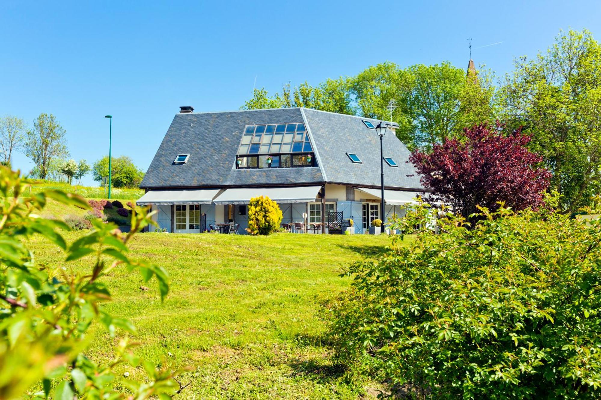 Logis Hotel Restaurant Auberge Du Bougnat Saint-Victor-la-Riviere المظهر الخارجي الصورة