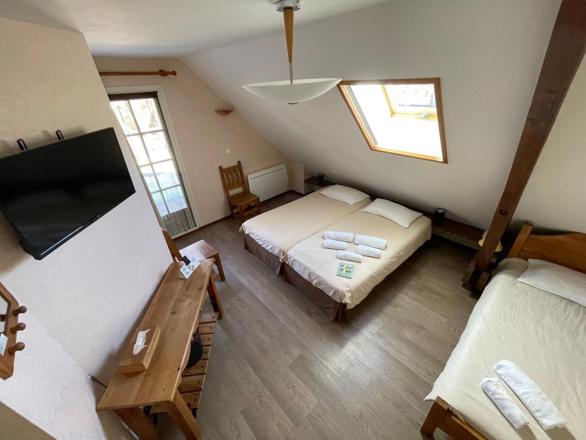 Logis Hotel Restaurant Auberge Du Bougnat Saint-Victor-la-Riviere المظهر الخارجي الصورة
